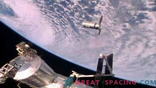 På tisdag lanseras en lastraket vid rymdstationen