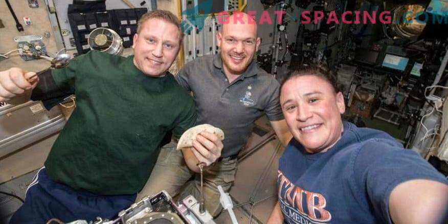 Thanksgiving i rymden! Hur firar astronauter en semester i bana?