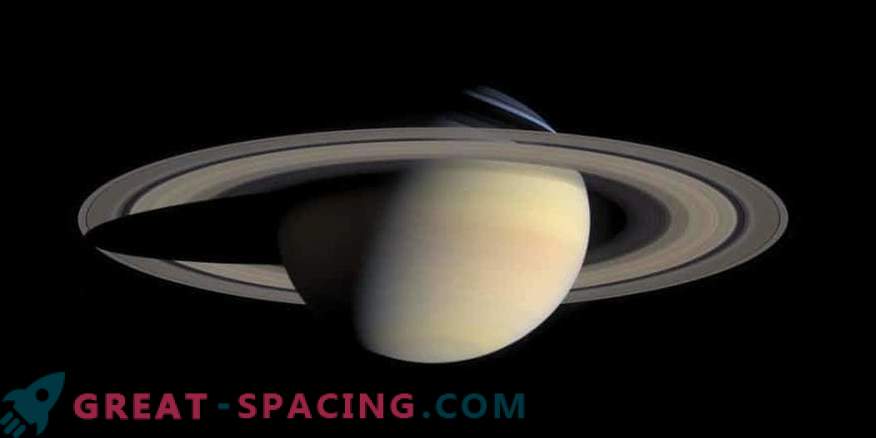 Пръстените на Сатурн засягат горната атмосфера на планетата