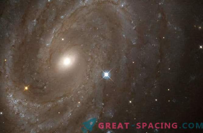 Hubble observerar dramatisk metamorfos av galaxer