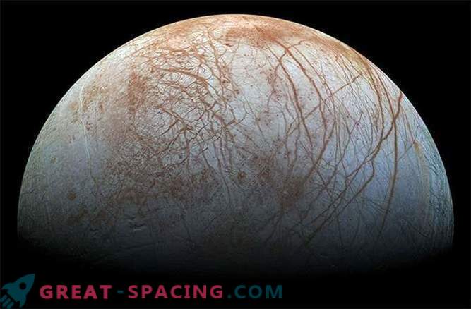 Eld och is: Jupiter månar som har ett hav