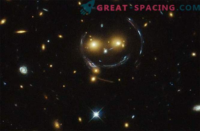Hubble upptäckte ett mellansymbolikon i djupt utrymme