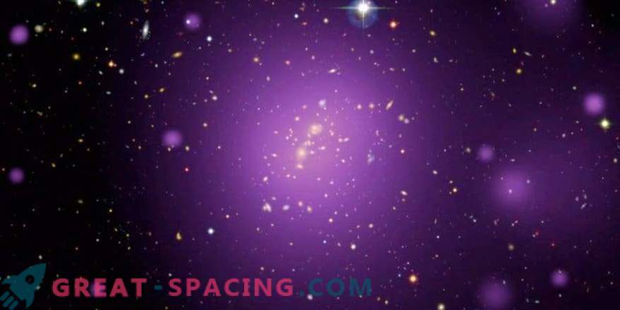 Universums observationer håller inte med kosmologiska teorier