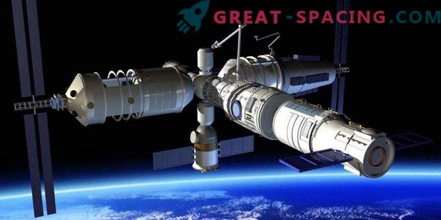 Kina är redo att skapa en orbitalstation och mätas med raketer med Ilon Mask