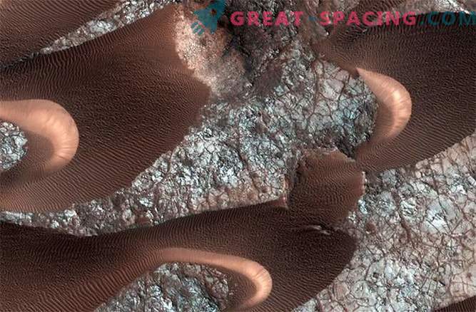 Dunes of Mars