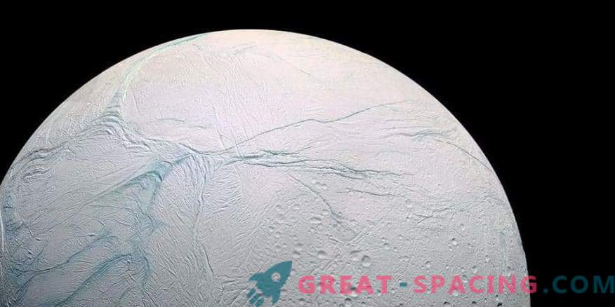 Mysteriet av aktiviteten av oceanic Enceladus