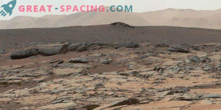 Mars sediment bildar ett nätverk på ytan