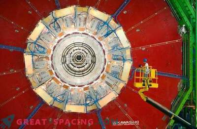 Stor Hadron Collider är tillbaka i arbetet
