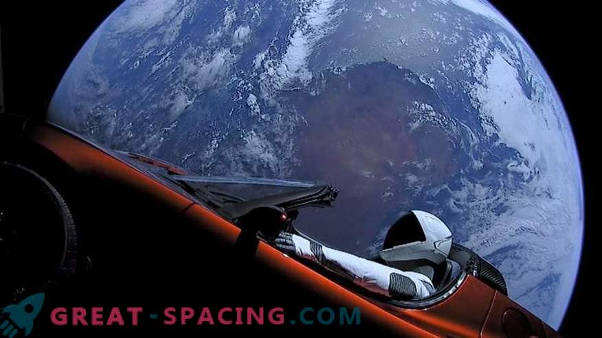 Hur långt har det första rymdens elektriska fordon, Ilona Mask, flugit