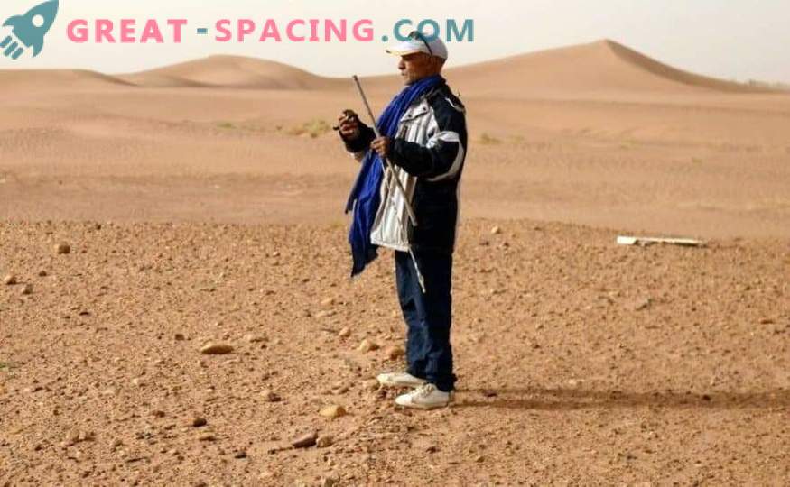 Marockansk öken siktas av meteoritjägare