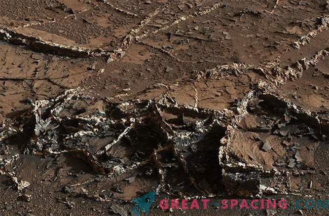 Nyfikenhet Mars Rover upptäcker spår av mineraler