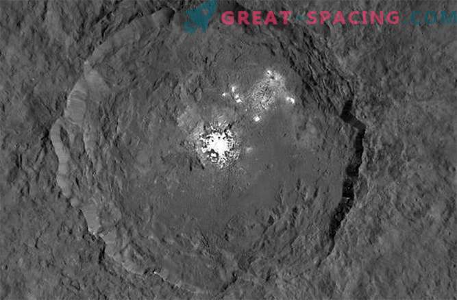 Mystiska ljusa fläckar på Ceres ändras spontant