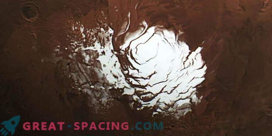 Vad är dolt under den södra polära kappen på Mars