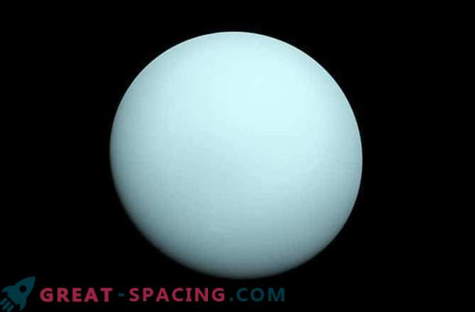 På jakt efter Uranus - solens azurblå jätte
