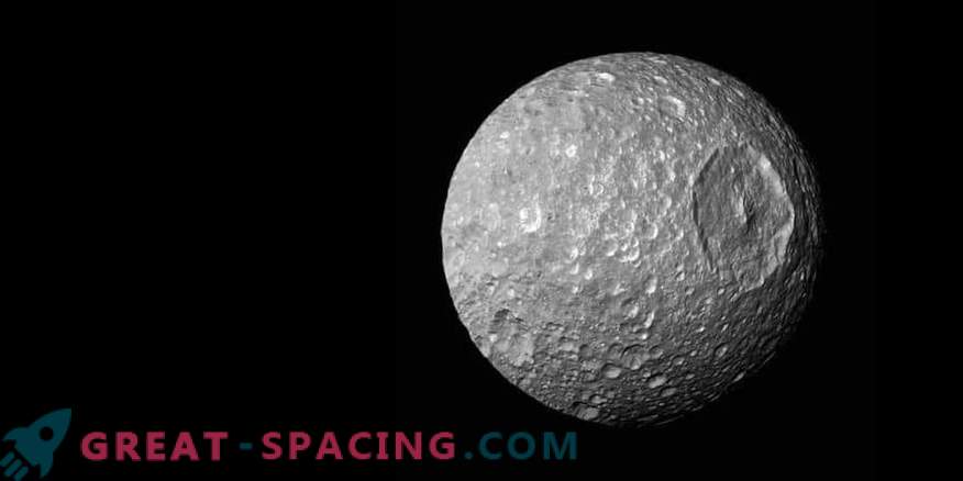 Moon Mimas - Saturnus 
