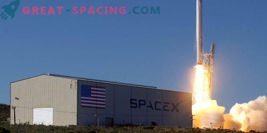 SpaceX kommer att leverera festlig glass till ISS