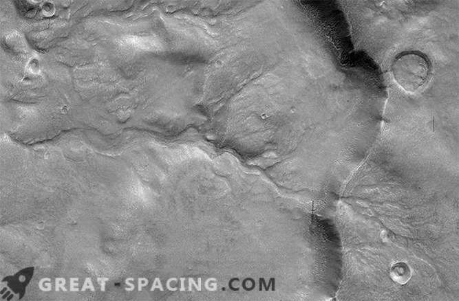 Detta är en gammal slingrande flod ... På Mars