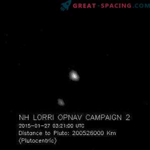 Plutos små satelliter fångades av NASAs rymdskepp
