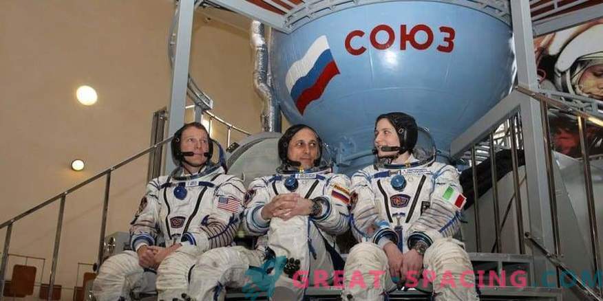 Ryska rymdbyrån letar efter nya astronauter för månens resa