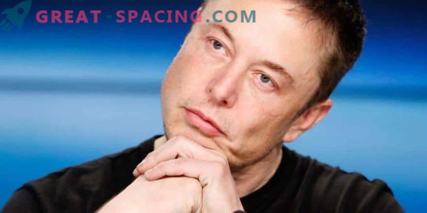 Ilon Musk reflekterar över att flytta till Mars