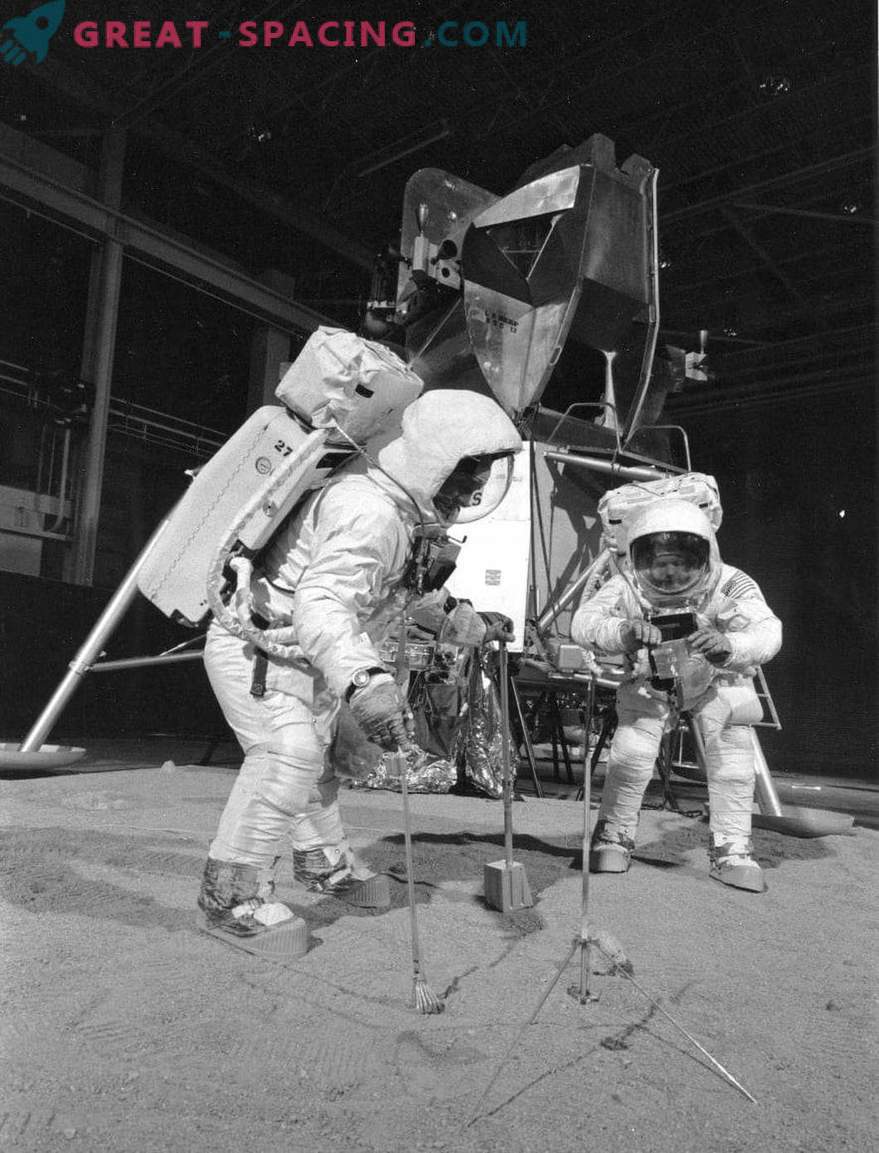 Var försvann NASAs inträde på astronauternas landning på månen