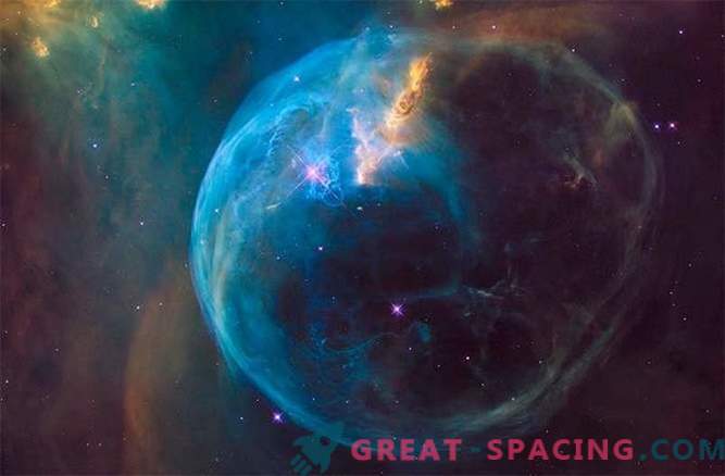 På hans 26-årsdag spionerar Hubble på den vackra Bubble