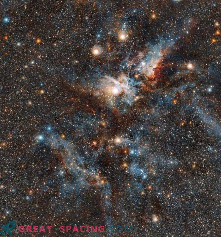 Blodig kamp mellan stjärnorna och damm i Carina Nebula