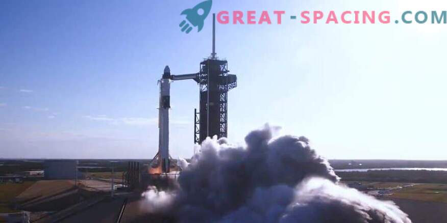 SpaceX Crew Capsule Test launch är planerad till februari