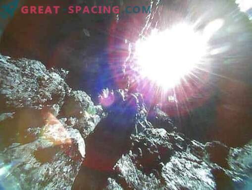 Ryugu asteroid stenig yta i en recension av japanska rovers